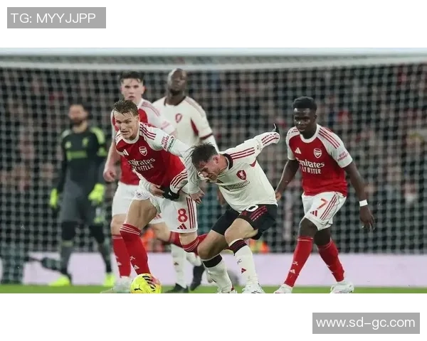 欧联杯惊天冷门本菲卡狂胜利物浦引发争议判罚全场沸腾 欧联杯惊天冷门本菲卡狂胜利物浦引发争议判罚全场沸腾