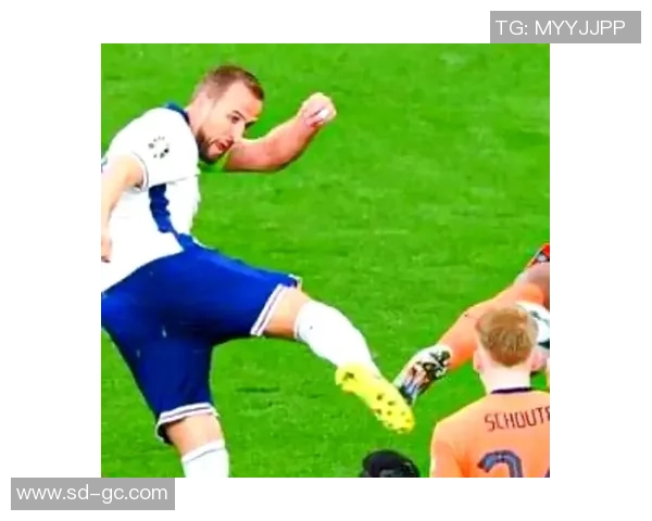 西甲激战:多特蒙德与热刺1比1平局引发争议判罚引发全场热议 西甲激战:多特蒙德与热刺1比1平局引发争议判罚引发全场热议