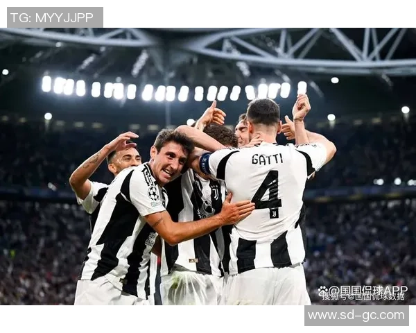 国米逆袭尤文图斯3-0大胜赛场冷门引发球迷热议 国米逆袭尤文图斯3-0大胜赛场冷门引发球迷热议