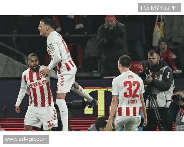 意甲大战：多特蒙德大胜拜仁逆转全场激情瞬间回顾