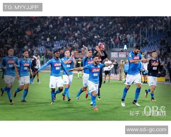 欧联杯曼联与那不勒斯激战成平局历史冷门瞬间引发全场热议